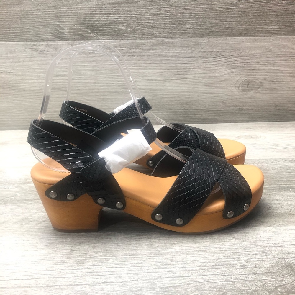 Patricia Nash Gigi Black Leather Sandals